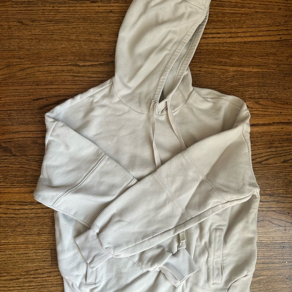 ALO Yoga Tops - ALO Cream Pullover Hoodie - Cozy Everyday Sweatshirt